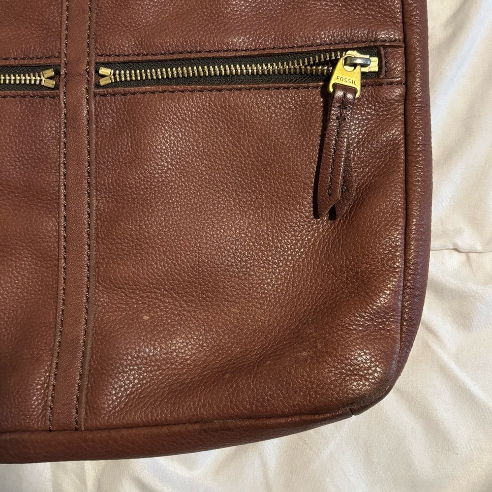 Fossil Elise Brown Leather Crossbody Bag Pebbled Leather Tan Zip Pocket Cow Hide - Picture 8 of 8
